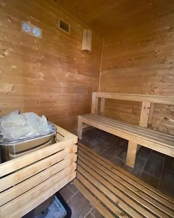 Pensiunea Szeptember Guest house *